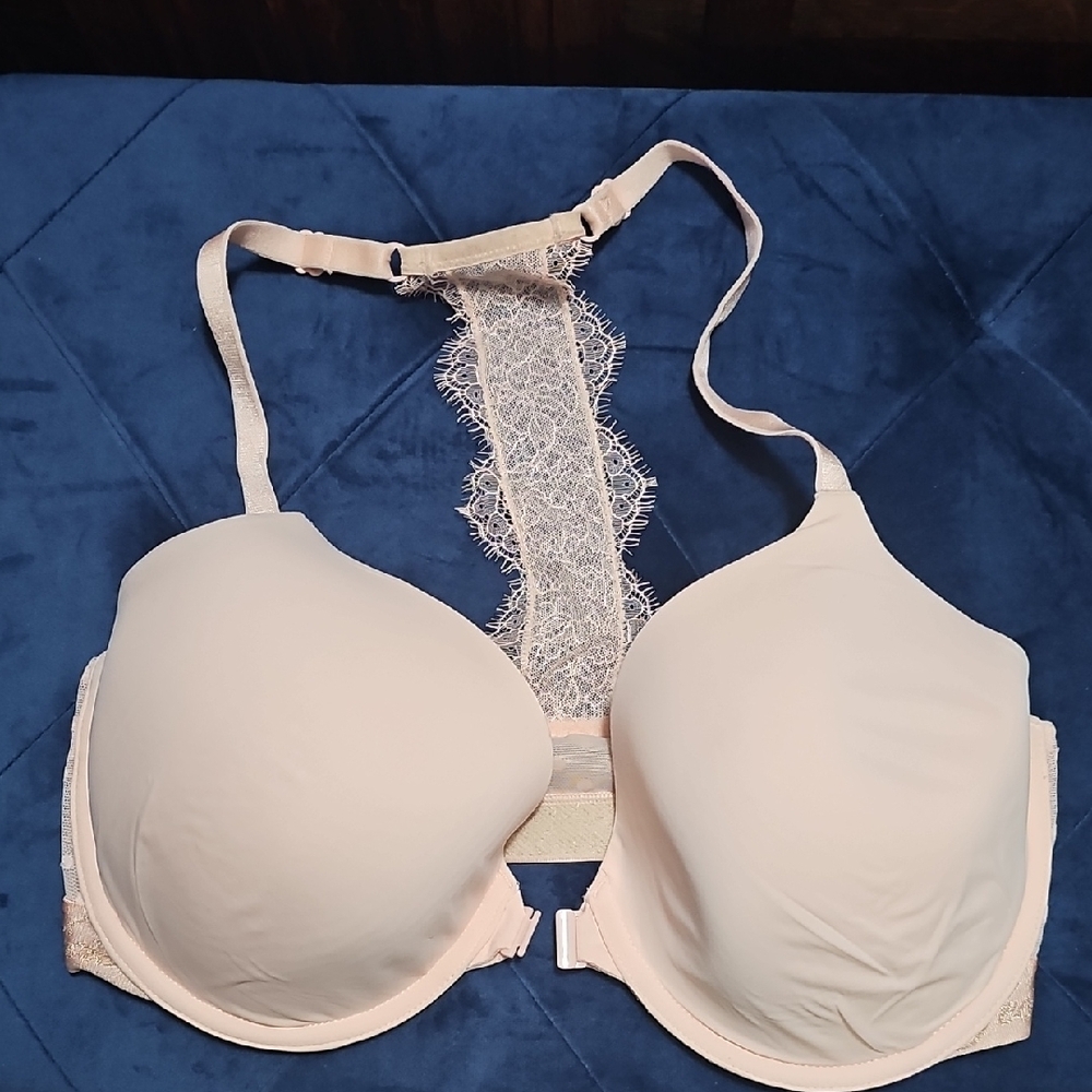 Pink Molded Cup Bra with Lace Detail and Adjustable Straps